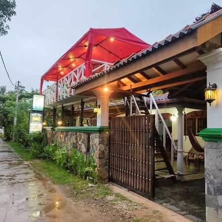 Shantha Surf Villa Weligama Bagian luar foto