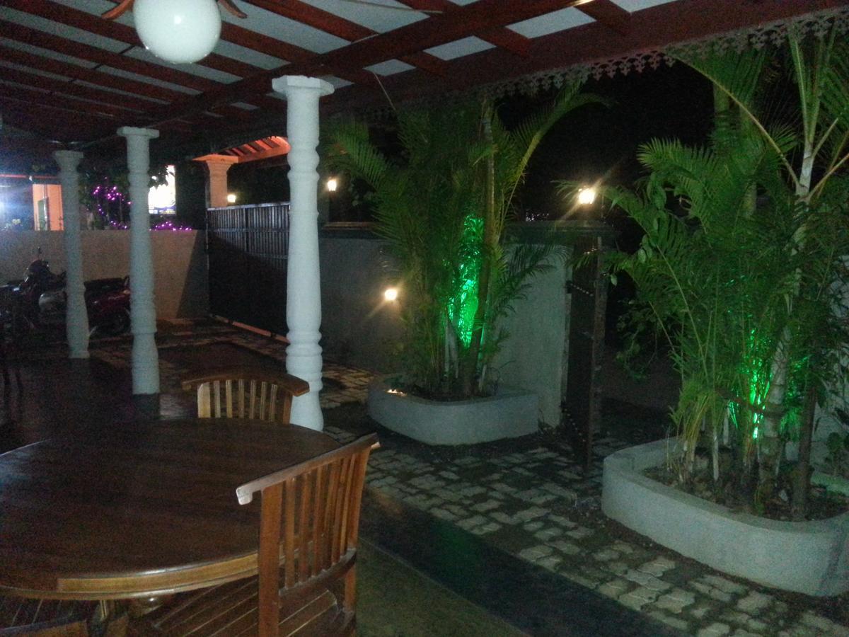 Shantha Surf Villa Weligama Bagian luar foto