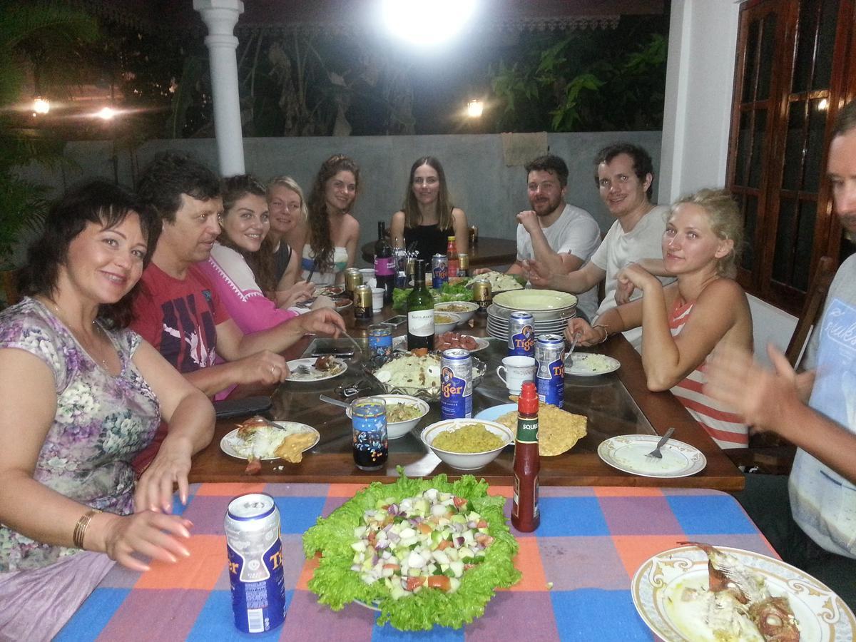 Shantha Surf Villa Weligama Bagian luar foto