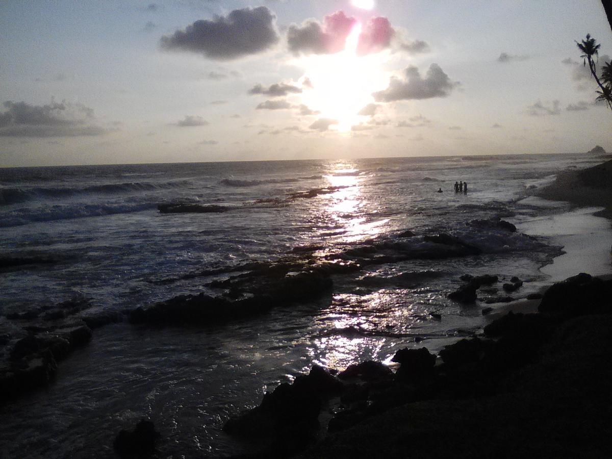 Shantha Surf Villa Weligama Bagian luar foto