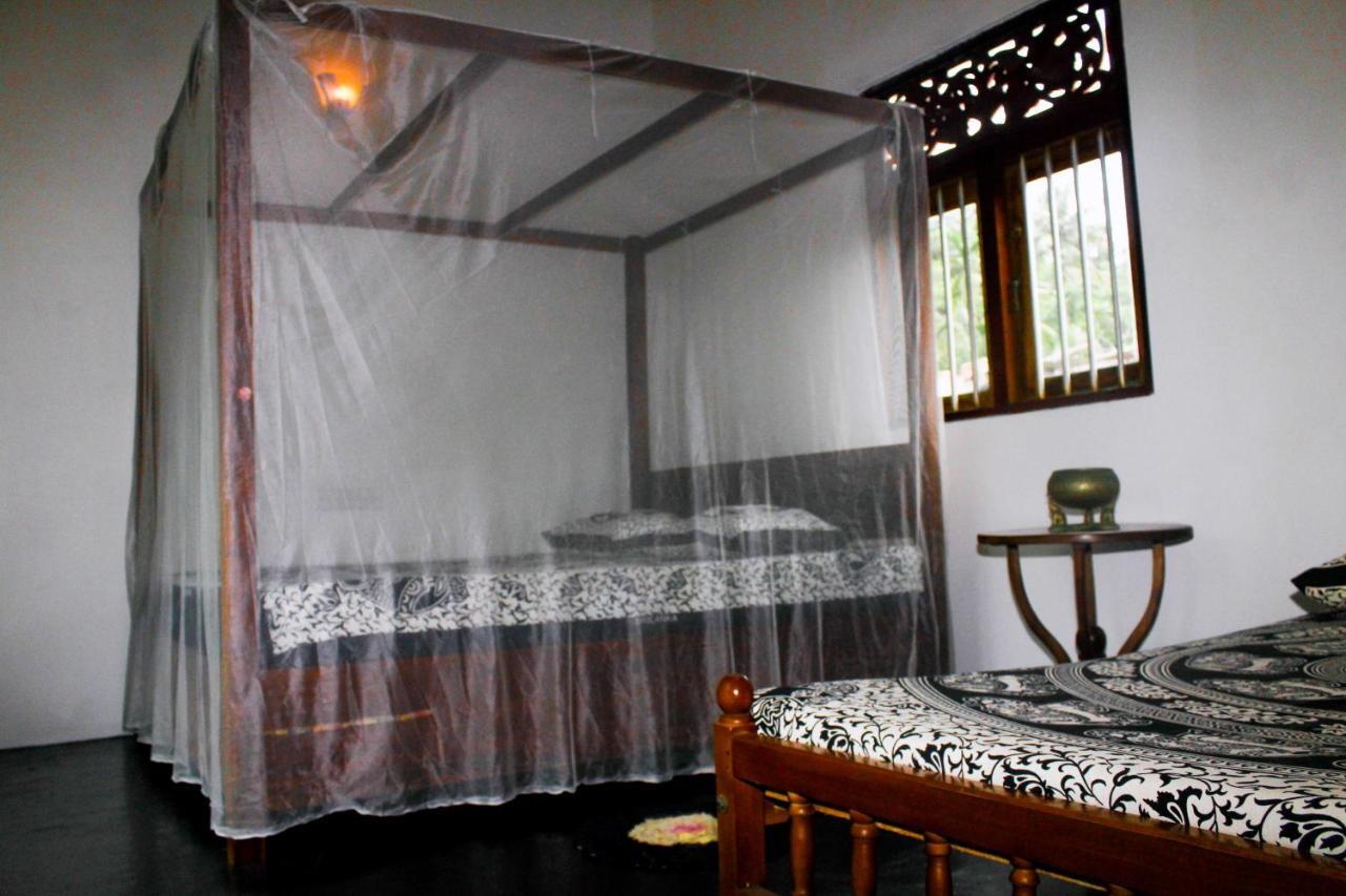 Shantha Surf Villa Weligama Bagian luar foto